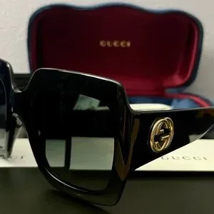 Gucci Sunglasses Black NWT GG0053S 001 54mm card of authenticity included Gucci | Accessories | Gucci Sunglasses Black Nwt Gg053s 00  main image 2